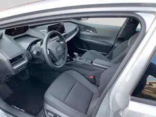 Toyota Prius 2.0VVT-i Plug-in Hybrid Style