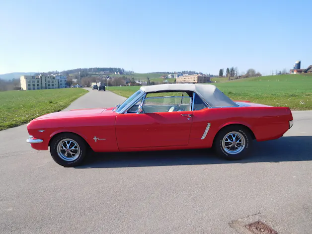 Ford MUSTANG V8 Cabrio