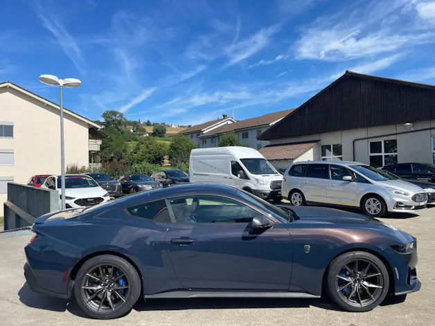 Ford Mustang Fastback 5.0 V8 Dark Horse