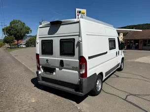 Peugeot Boxer 3.0 HDI 335 Allure L2H2