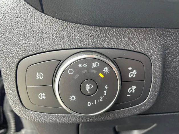 Ford Fiesta 1.0 MHEV Titan X A