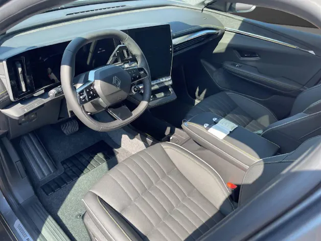 Renault SCENIC E-TECH ELECTRIC iconic 220 PS Long Range