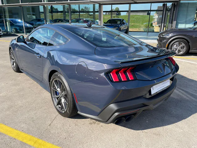 Ford Mustang Fastback 5.0 V8 Dark Horse Automat