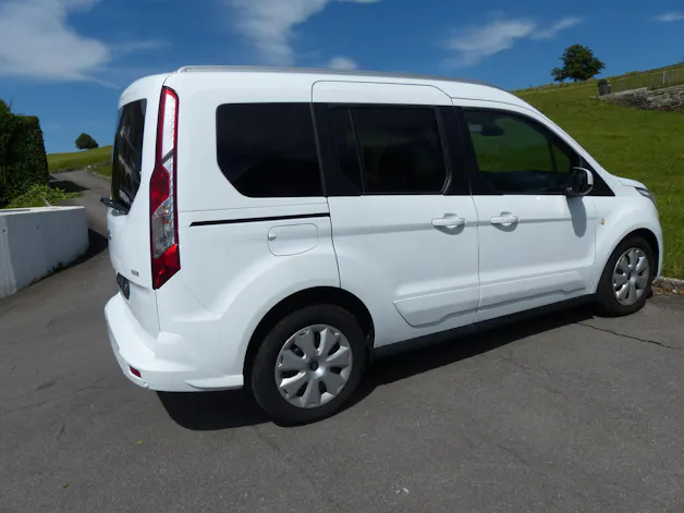 Ford Tourneo Connect 1.5 EcoBlue Trend Automat