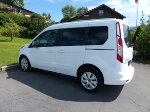 FORD Tourneo Connect 1.5 EcoBlue Trend Automat