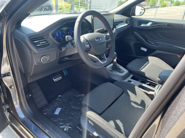 Ford Focus1.0 MHEV ST-Line X A