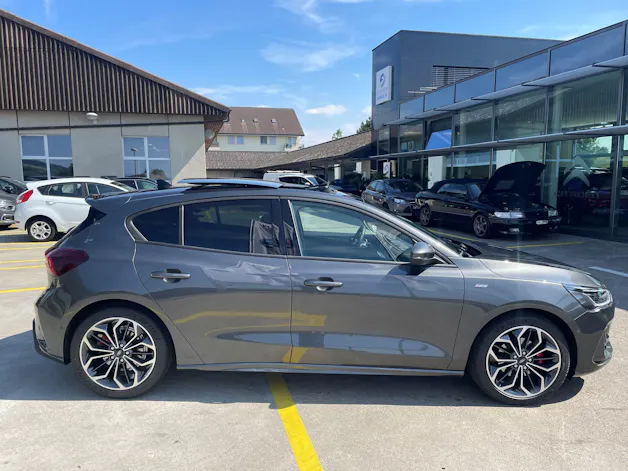 Ford Focus1.0 MHEV ST-Line X A