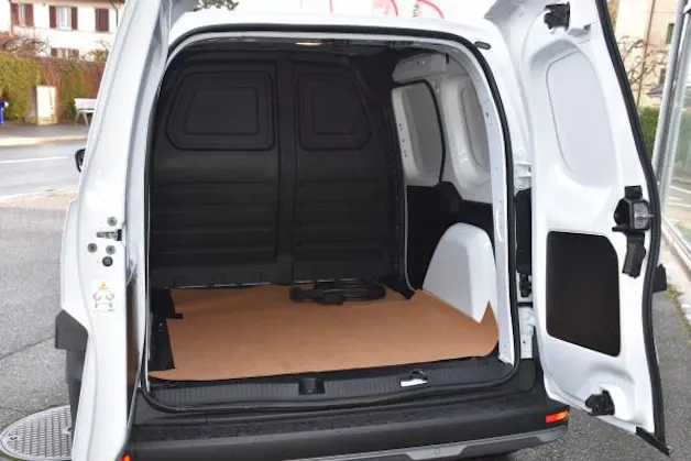 NISSAN Townstar 45kWh Acenta