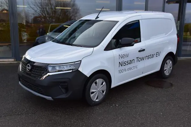 NISSAN Townstar 45kWh Acenta
