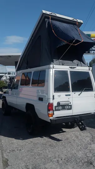 Toyota Land Cruiser 400 Hdt Long 4.2D