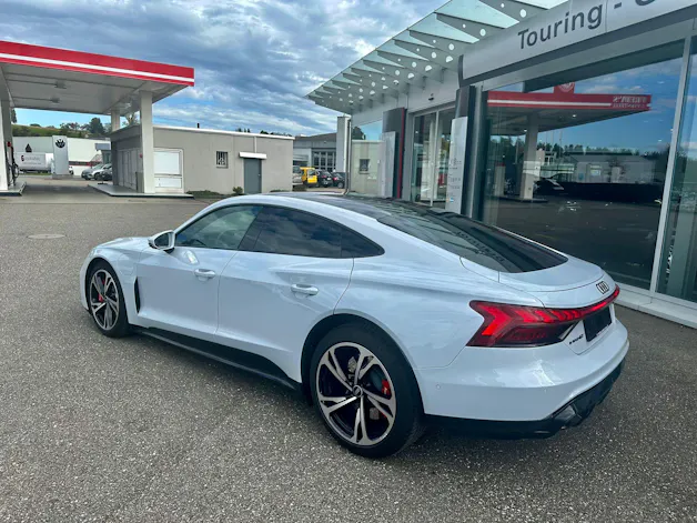 Audi e-tron GT quattro