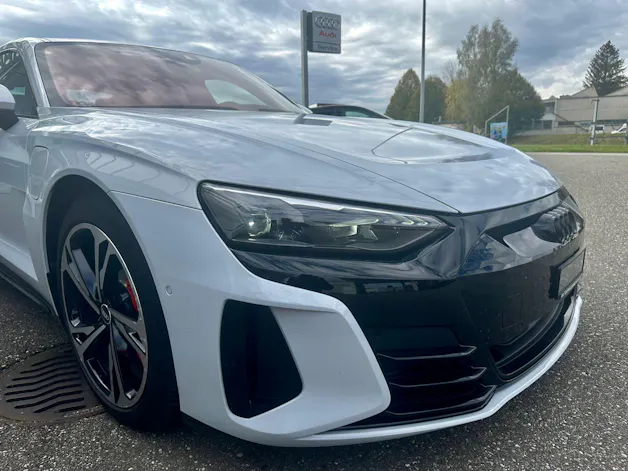 Audi e-tron GT quattro
