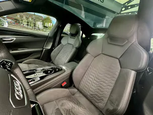 Audi e-tron GT quattro