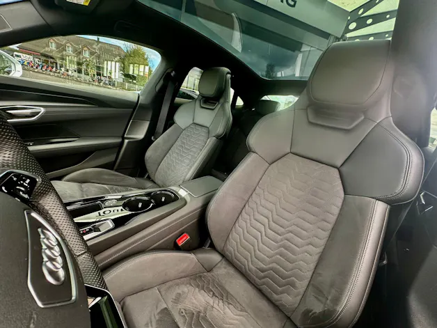 Audi e-tron GT quattro