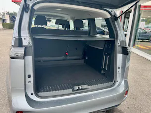 VW ID.Buzz Pro