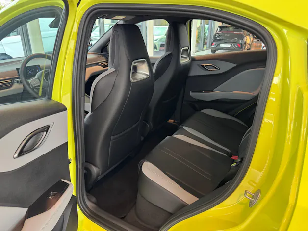 BYD Dolphin Surf 43 kWh Boos