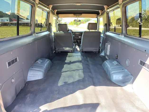 Toyota Land Cruiser 400 Hdt Long 4.2D