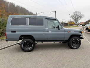 Toyota Land Cruiser 400 Hdt Long 4.2D