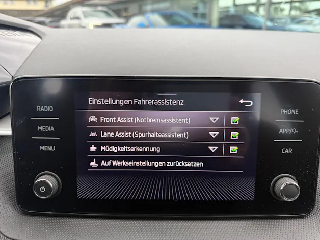 Škoda Fab. 1.0 TSI Style DSG