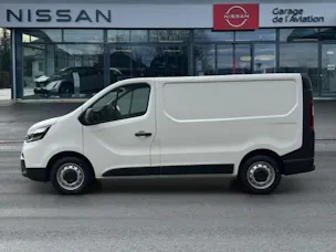 Nissan Primastar130 3.0L1H1Acent