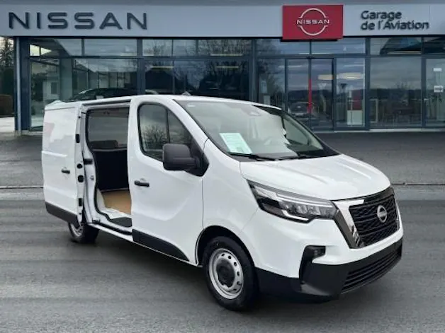 Nissan Primastar130 3.0L1H1Acent