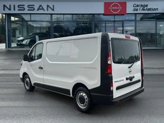 Nissan Primastar130 3.0L1H1Acent
