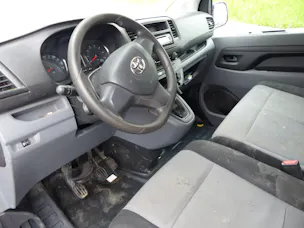Toyota Proace 1.6D Panel Van L2 Terra