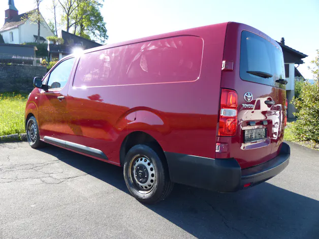 Toyota Proace 1.6D Panel Van L2 Terra