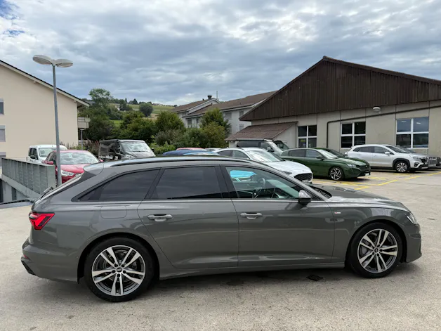 Audi A6 Avant 40TDI S line qu