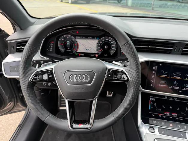 Audi A6 Avant 40TDI S line qu