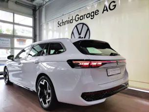 VW Passat Variant 2.0 TDI R-Line DSG