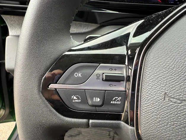 Peugeot 308 1.2 Allure Pack EAT8