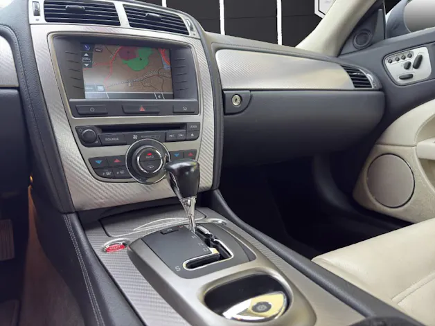 Jaguar XKR 4.2 V8 SC Automatic