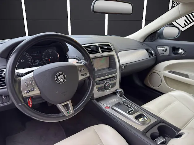 Jaguar XKR 4.2 V8 SC Automatic