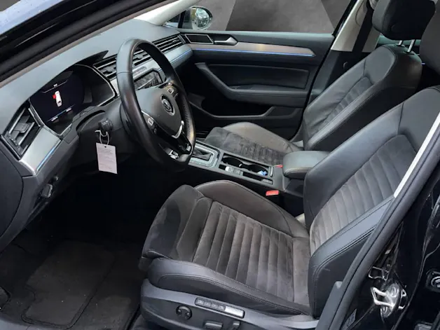 VW Passat Variant 2.0 TDI 190 SCR Highl. DSG 4m