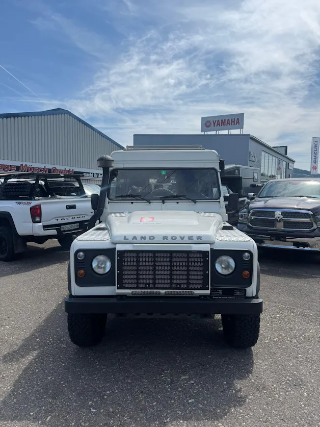 Land Rover Defender 110 SW 2.4Tdc