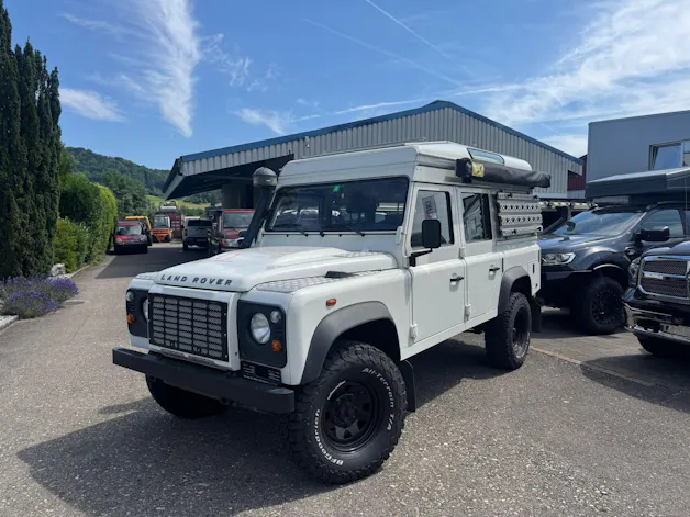Land Rover Defender 110 SW 2.4Tdc