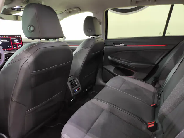 VW Golf VIII Variant 1.5 eTSI Style DSG "Facelift"