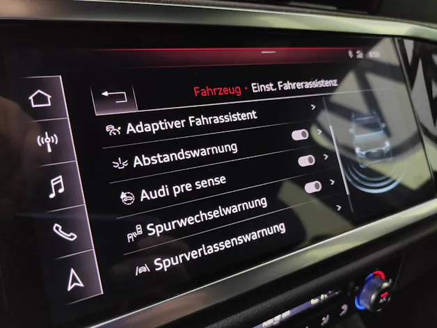 Audi RS Q3 2.5 TFSI quattro S-Tronic