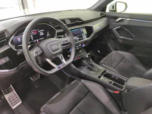 Audi RS Q3 2.5 TFSI quattro S-Tronic