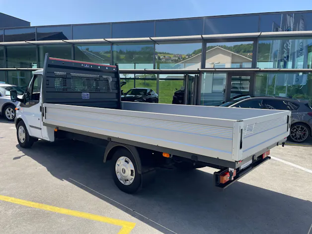 Ford Transit 2.4 TDCi 350 L4