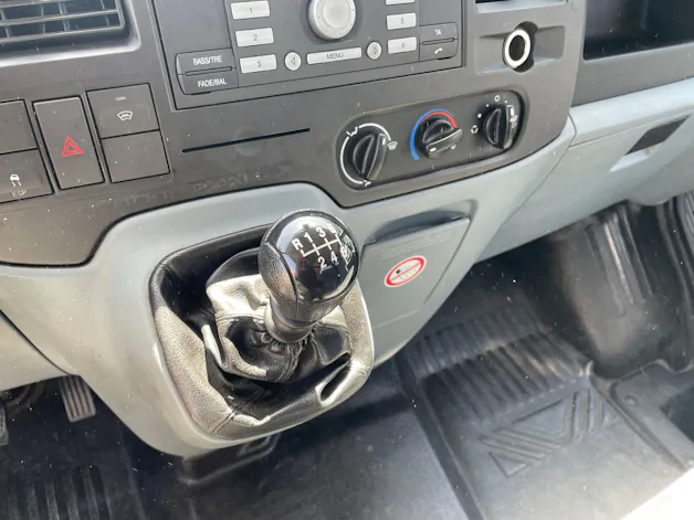 Ford Transit 2.4 TDCi 350 L4