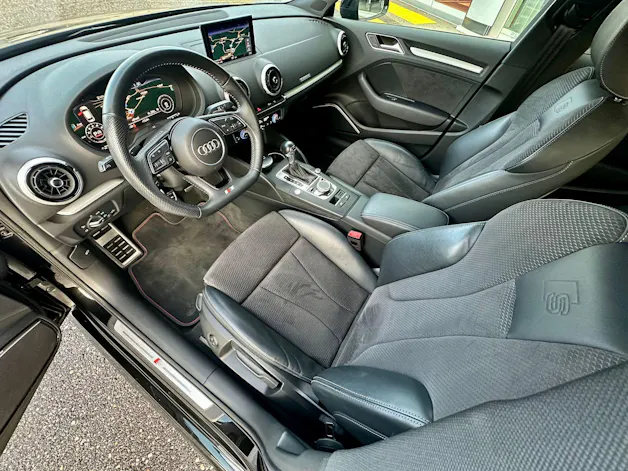 Audi S3 Sportback 2.0 TFSI quattro