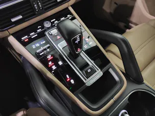 Porsche Cayenne 4.0 V8 GTS