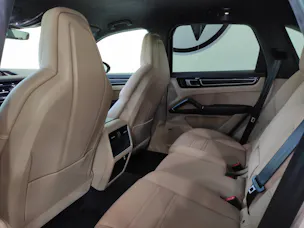Porsche Cayenne 4.0 V8 GTS