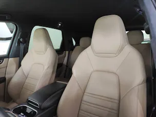Porsche Cayenne 4.0 V8 GTS