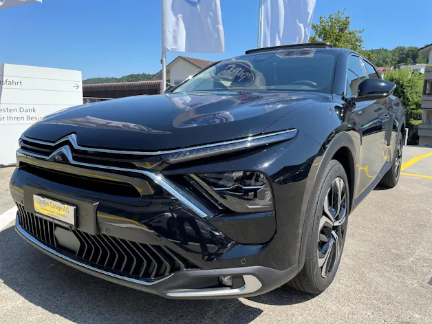 Citroën C5 X 1.6i PureTech Shine EAT8