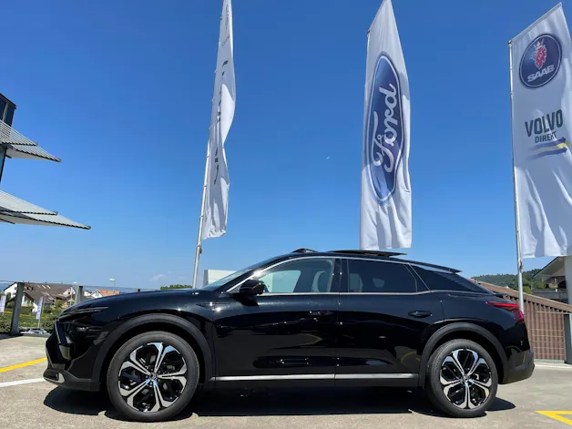 Citroën C5 X 1.6i PureTech Shine EAT8