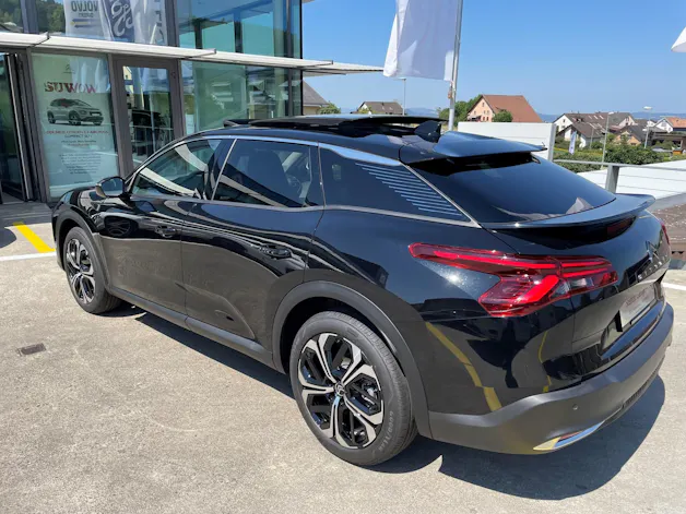 Citroën C5 X 1.6i PureTech Shine EAT8