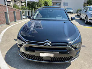 Citroën C5 X 1.6i PureTech Shine EAT8